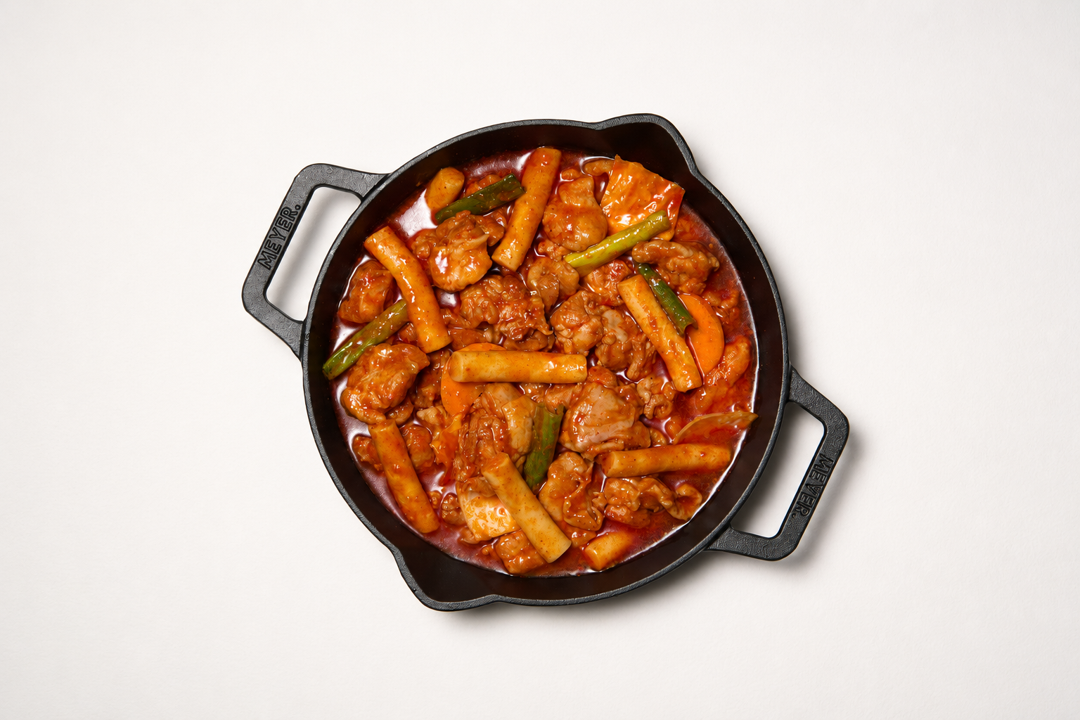 소스가 자작하게 졸아든 다향 닭떡볶이 완성 모습